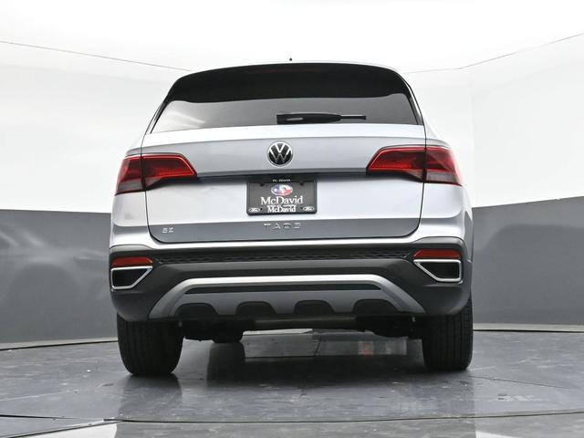 Photo of 2024 Pyrite Silver Metallic Volkswagen Taos