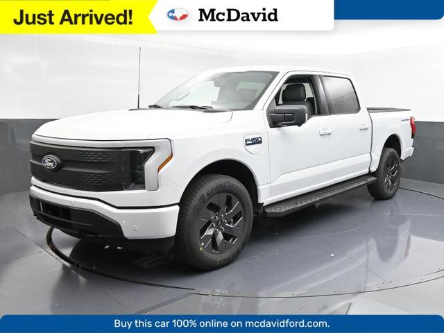 Photo of 2025 Oxford White Ford F-150 Lightning