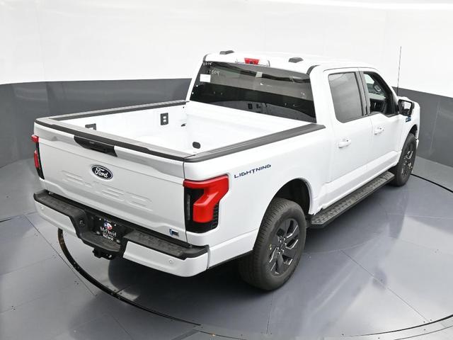 Photo of 2025 Oxford White Ford F-150 Lightning
