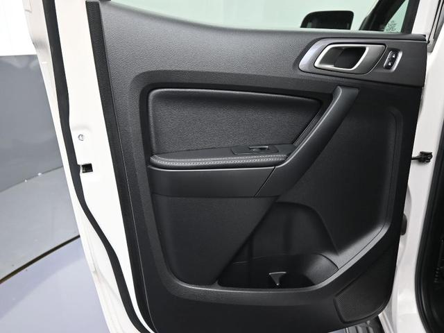 Photo of 2020 White Platinum Ford Ranger
