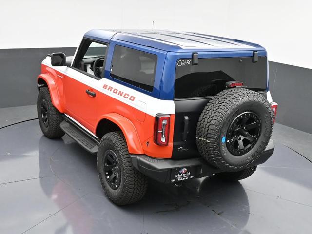 Photo of 2025 Oxford White Ford Bronco