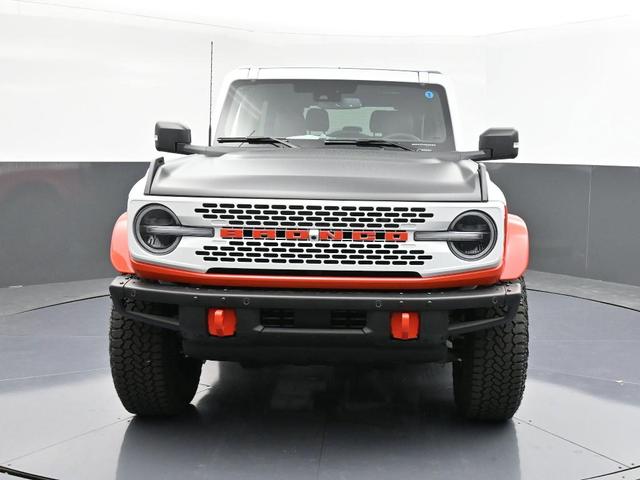 Photo of 2025 Oxford White Ford Bronco