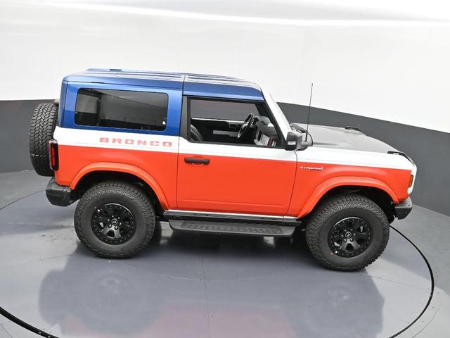 Photo of 2025 Oxford White Ford Bronco
