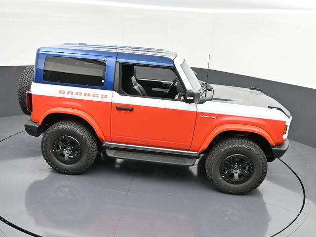 Photo of 2025 Oxford White Ford Bronco