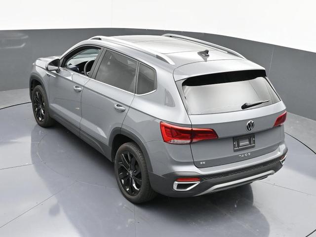 Photo of 2024 Gray Volkswagen Taos