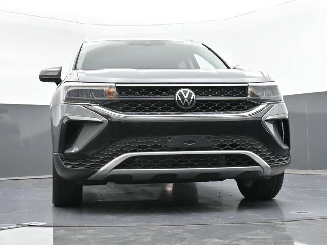 Photo of 2024 Gray Volkswagen Taos