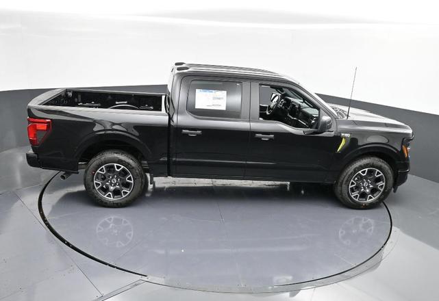 Photo of 2025 Agate Black Metallic Ford F-150