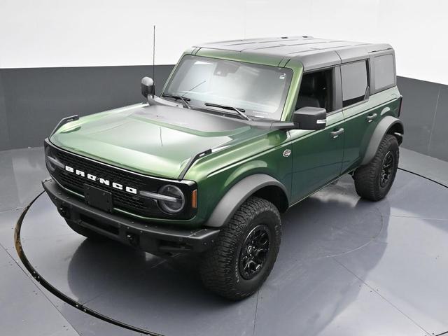 Photo of 2023 Eruption Green Metallic Ford Bronco