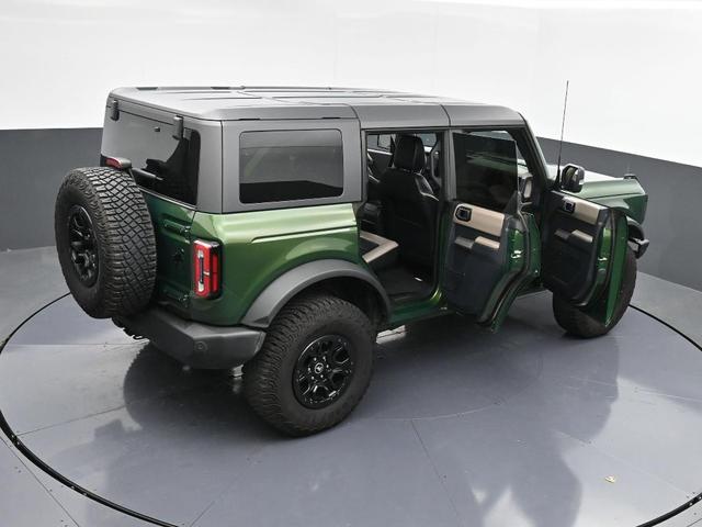Photo of 2023 Eruption Green Metallic Ford Bronco