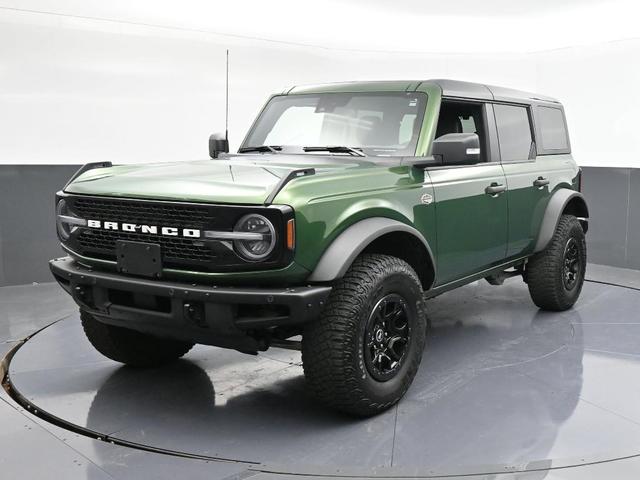 Photo of 2023 Eruption Green Metallic Ford Bronco