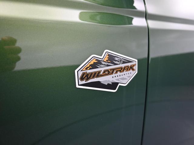 Photo of 2023 Eruption Green Metallic Ford Bronco