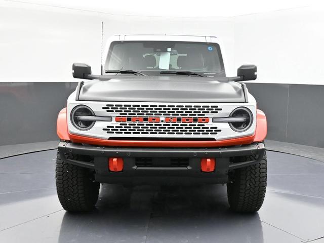 Photo of 2025 Oxford White Ford Bronco