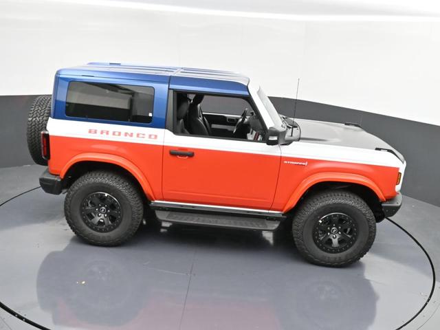 Photo of 2025 Oxford White Ford Bronco