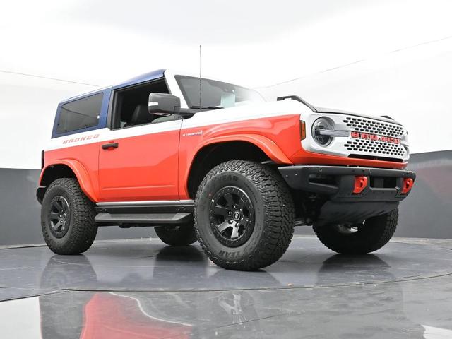 Photo of 2025 Oxford White Ford Bronco