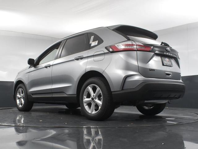 Photo of 2024 Iconic Silver Metallic Ford Edge