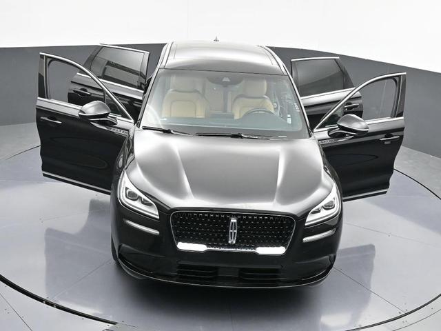 Photo of 2022 Infinite Black Metallic Lincoln Corsair