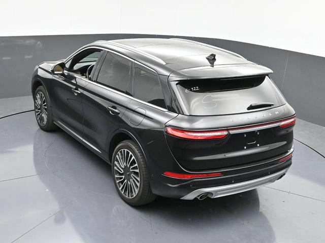 Photo of 2022 Infinite Black Metallic Lincoln Corsair