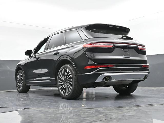 Photo of 2022 Infinite Black Metallic Lincoln Corsair