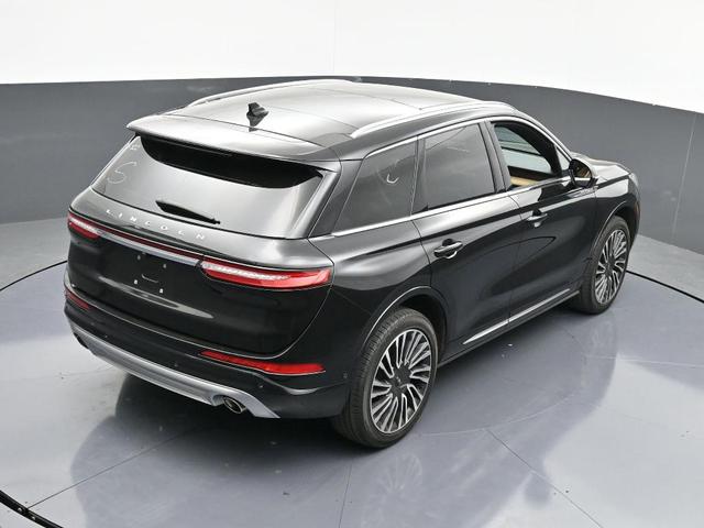 Photo of 2022 Infinite Black Metallic Lincoln Corsair