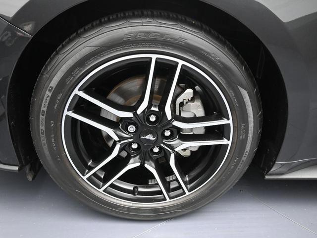 Photo of 2023 Dark Matter Gray Metallic Ford Mustang