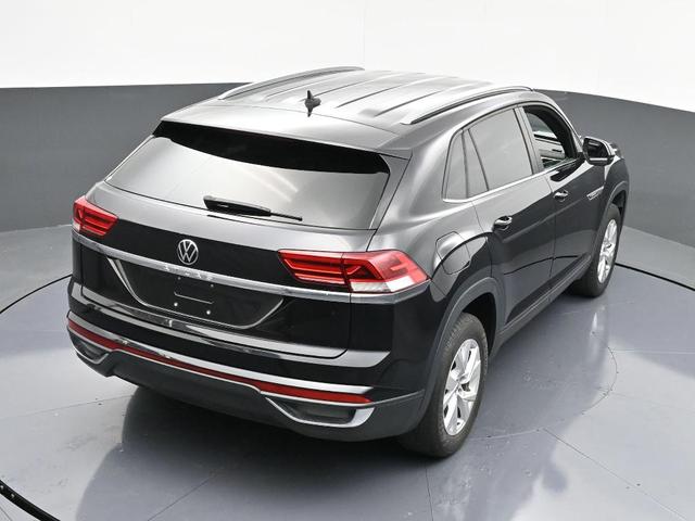 Photo of 2021 Deep Black Pearl Effect Volkswagen Atlas Cross Sport