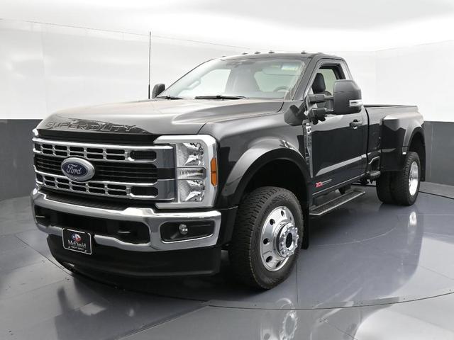 Photo of 2025 Agate Black Metallic Ford F-450