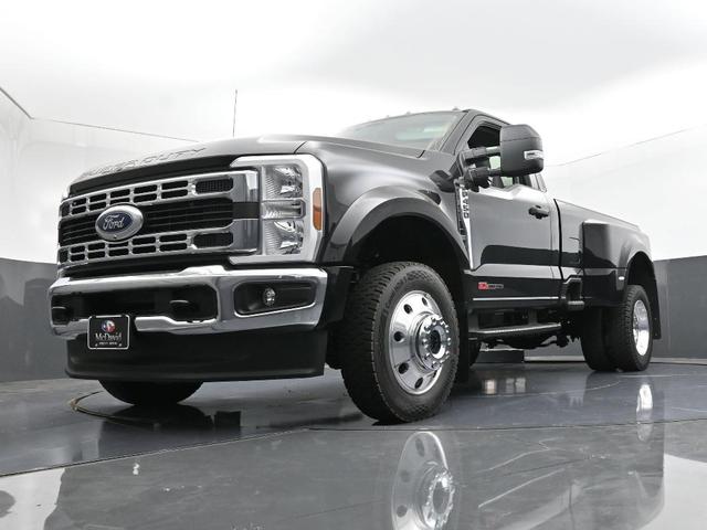 Photo of 2025 Agate Black Metallic Ford F-450