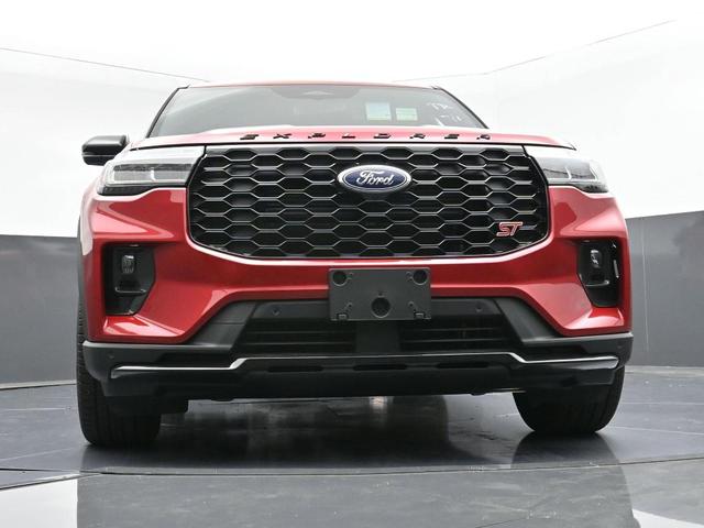 Photo of 2025 Rapid Red Metallic Tinted Clearcoat Ford Explorer
