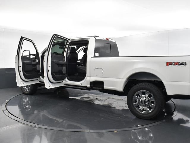 Photo of 2025 Star White Ford F-350