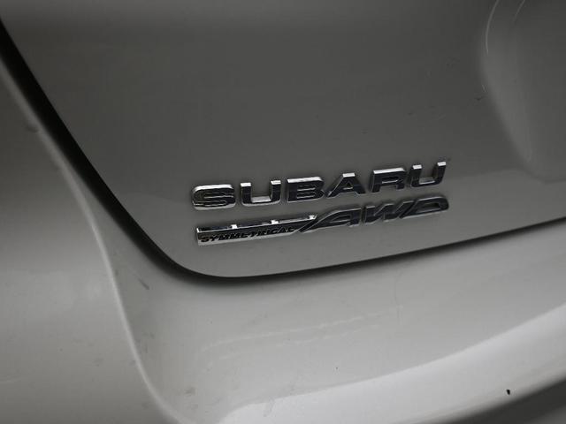 Photo of 2024 Crystal White Pearl Subaru Crosstrek