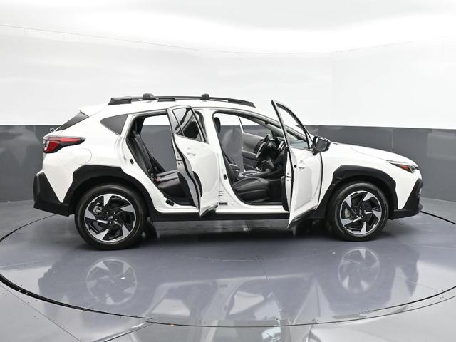 Photo of 2024 Crystal White Pearl Subaru Crosstrek