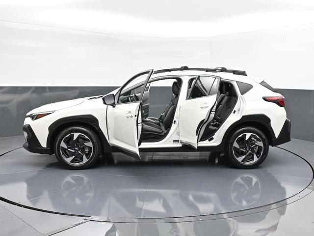 Photo of 2024 Crystal White Pearl Subaru Crosstrek