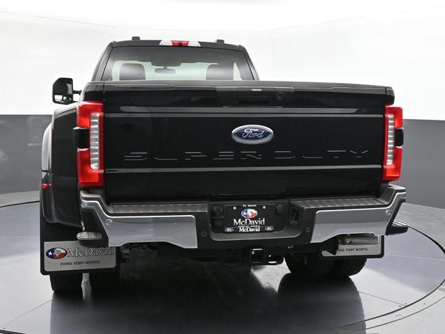 Photo of 2025 Agate Black Metallic Ford F-450