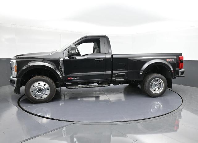 Photo of 2025 Agate Black Metallic Ford F-450