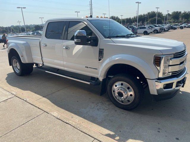 Photo of 2019 Oxford White Ford F-450