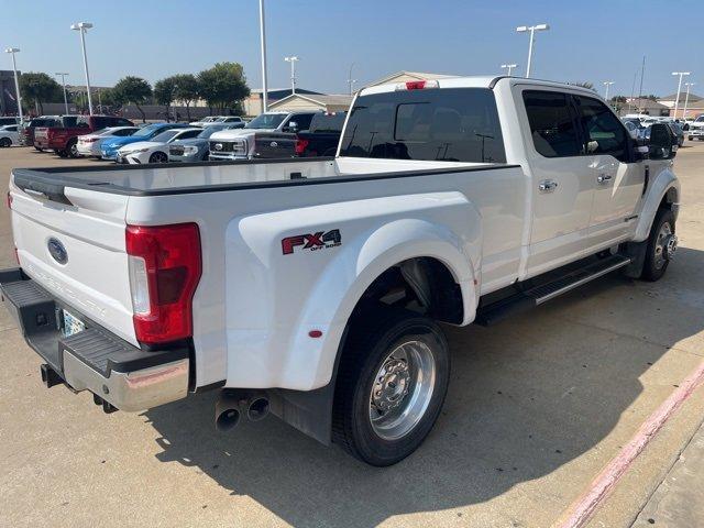 Photo of 2019 Oxford White Ford F-450