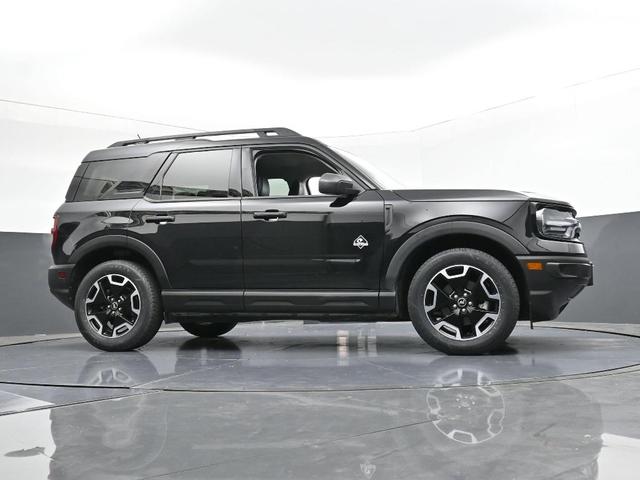 Photo of 2023 Shadow Black Ford Bronco Sport