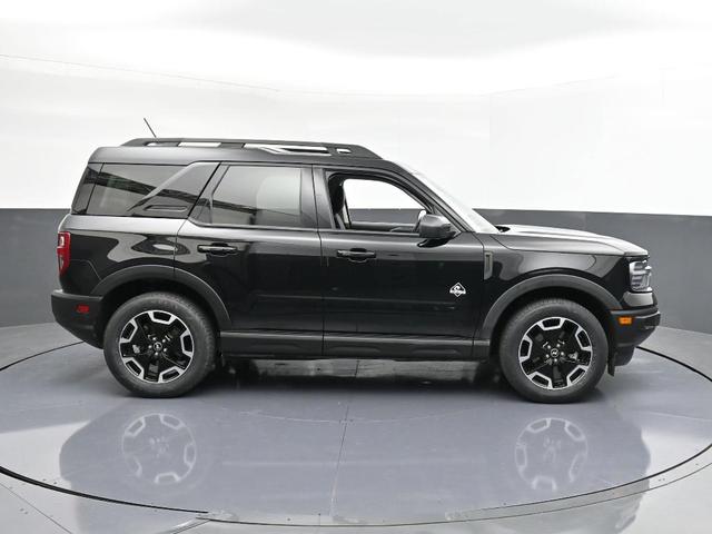 Photo of 2023 Shadow Black Ford Bronco Sport