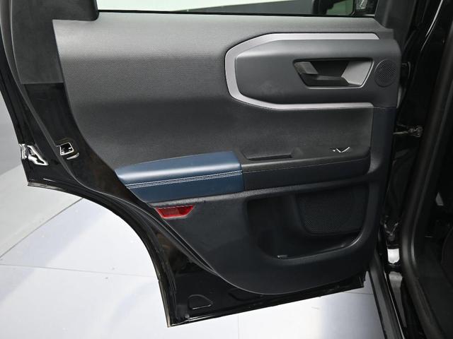Photo of 2023 Shadow Black Ford Bronco Sport