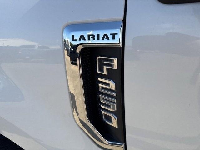 Photo of 2019 White Platinum Ford F-250