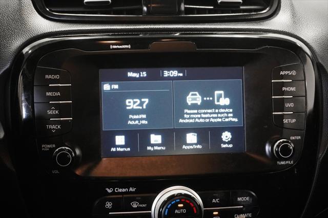 Photo of 2018 Bright Silver Kia Soul