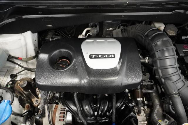 Photo of 2018 Bright Silver Kia Soul