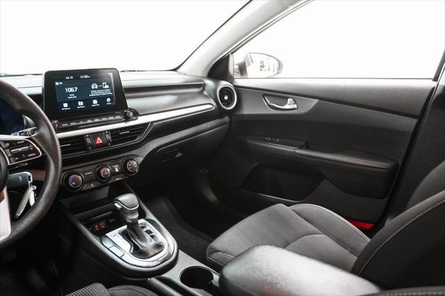 Photo of 2021 Clear White Kia Forte