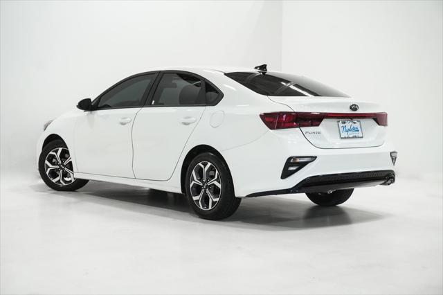 Photo of 2021 Clear White Kia Forte