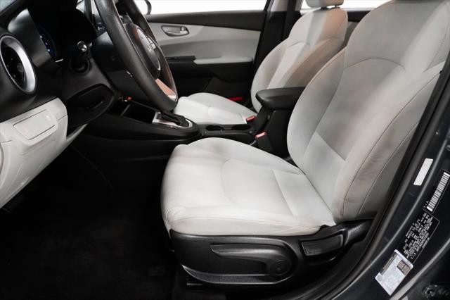 Photo of 2023 Gravity Gray Kia Forte