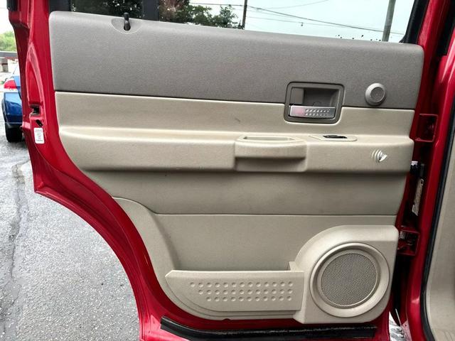 Photo of 2006 Red Dodge Durango