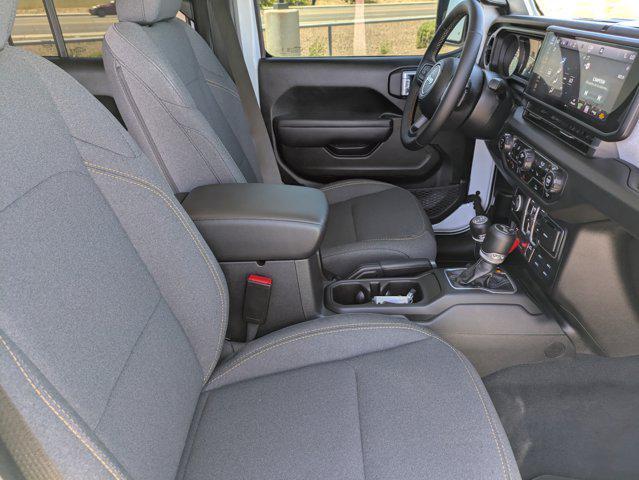 Photo of 2024 Bright White Clearcoat Jeep Wrangler