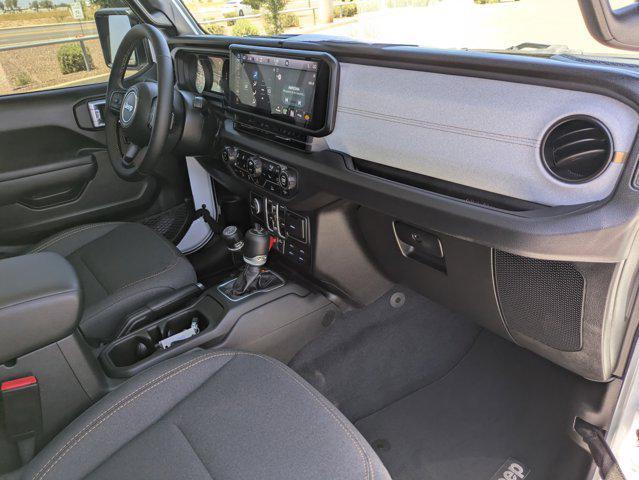 Photo of 2024 Bright White Clearcoat Jeep Wrangler