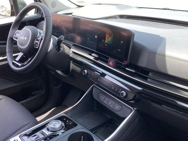 Photo of 2025 Panthera Metal Kia Carnival Hybrid