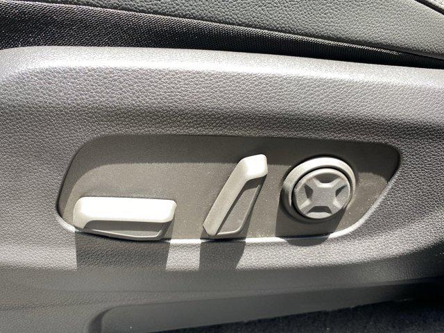Photo of 2025 Panthera Metal Kia Carnival Hybrid